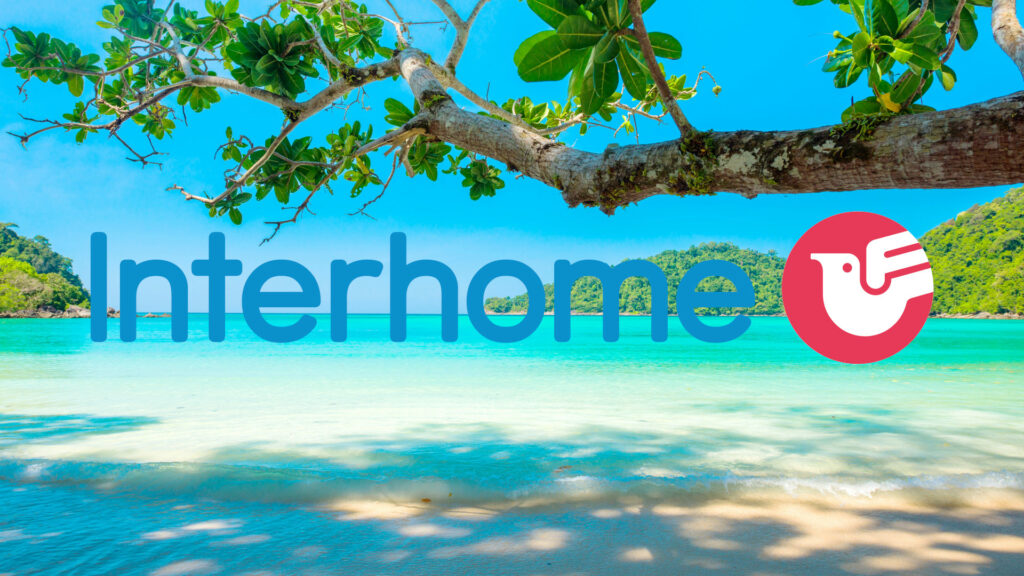 Interhome logo met tropische achtergrond