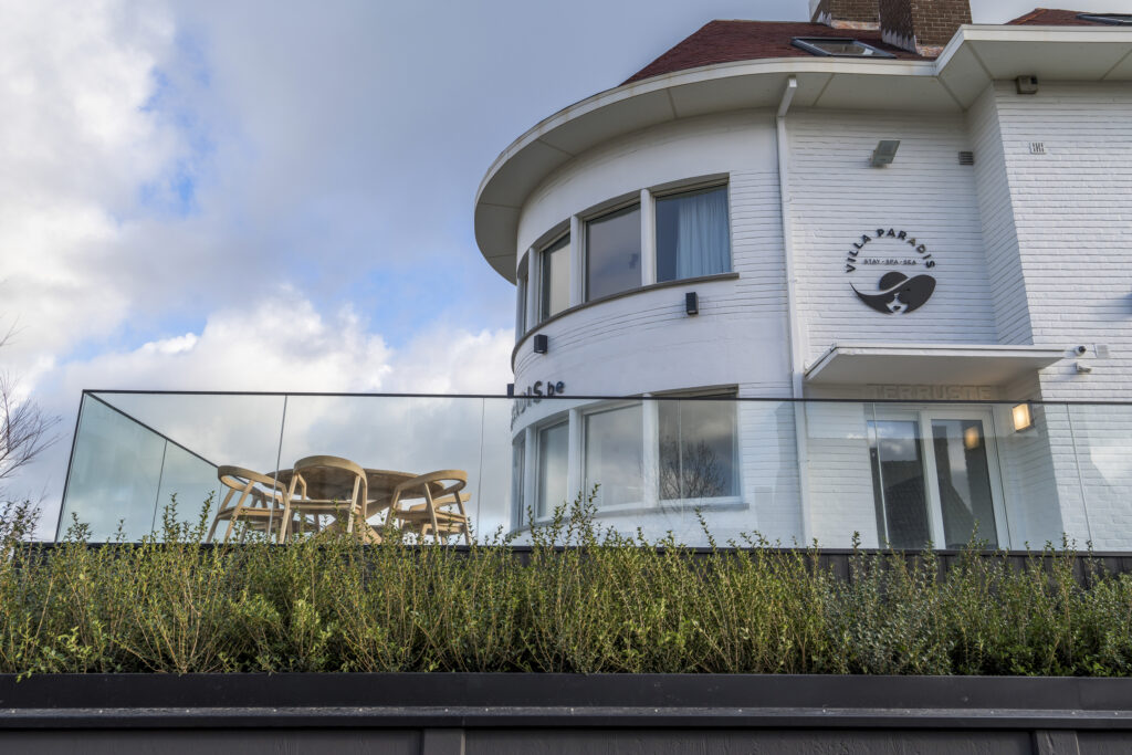 Villa Paradis, Oostduinkerke, Koksijde. Gevel